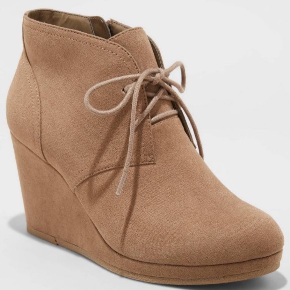 ⭐️Wedged booties⭐️